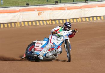 Däne Bjarne Pedersen gewinnt Speedway-Auerhahnpokal