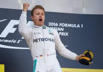 Formel-1-Weltmeister Nico Rosberg Stargast auf der ADAC SportGala 2016