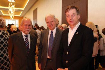 Vergrößerung anzeigen ... - Bild 11