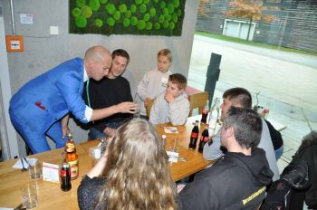 Vergrößerung anzeigen ... - Bild 17